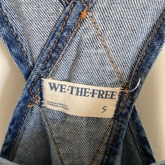 NWOT Free People Ziggy Medium Blue Denim Overalls - Picture 5 of 11
